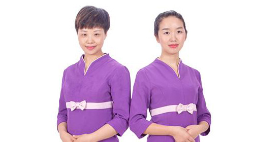 專業(yè)護(hù)理團(tuán)隊(duì)